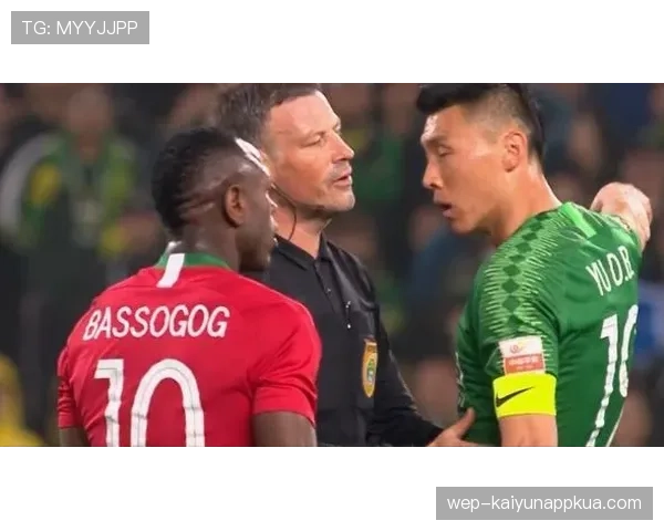 冲撞门将的判罚标准有哪些细节容易被误解？