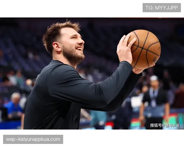 东契奇无球效率下滑，持球单打仍主导进攻节奏